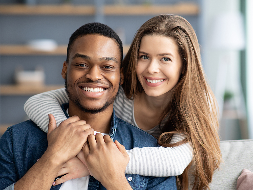 Dental Bridges vs Implants: Which Tooth Replacement Solution Is Right for You?